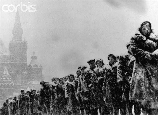 1958,russian visit lenin`s tomb